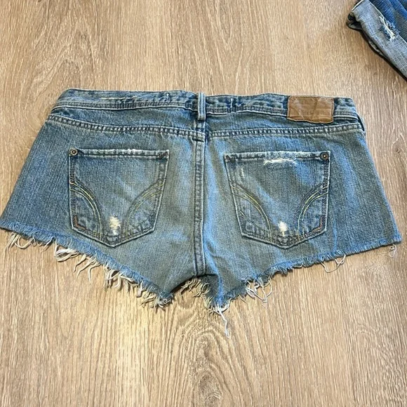 Hollister shorts and skirts - Picture 4 of 13